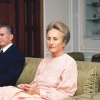 Revoluția din decembrie, materie predată în școli. Azi, elevii învață că Ceaușescu a murit tragic / Arhiva Comunismului