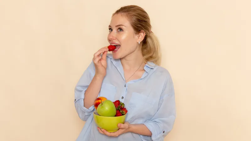 Fructele pe care să le mănânci noaptea ca să dormi bine. Beneficii pentru piele, ten. Le ai în casă - Foto: Freepik (imagine cu rol ilustrativ)