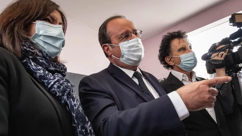 Francois Holande a fost președinte în timpul atentatelor care au zguduit Franța. FOTO: Facebook