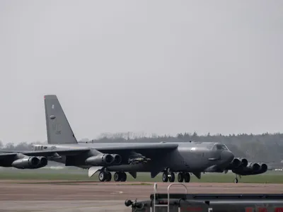 Avion Boeing B-52H Stratofortress al Forțelor Aeriene ale SUA (USAF) la baza RAF Fairford - Foto: Profimedia images