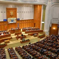 Alegerea primarilor în două tururi, respinsă de Parlament. Replici dure între Orban și Florin Roman/ Cdep.ro