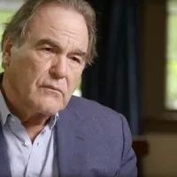 Oliver Stone, „preș” în fața lui Putin: „Un mare lider”. Biden catalogat: „promotorul războiului” - Foto: Profimedia Images