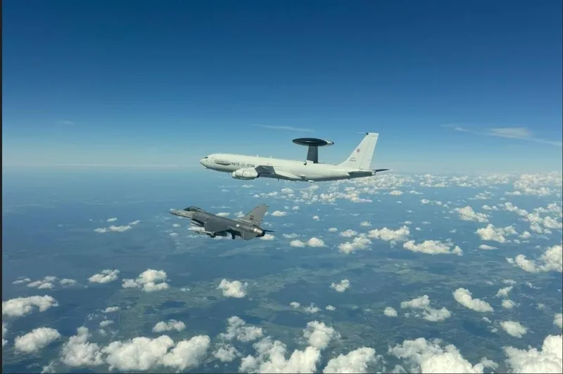 Misiune NATO de luptă la Marea Neagră. Implică  avioane F 16 din Rom&acirc;nia - Foto: NATO Air Command
