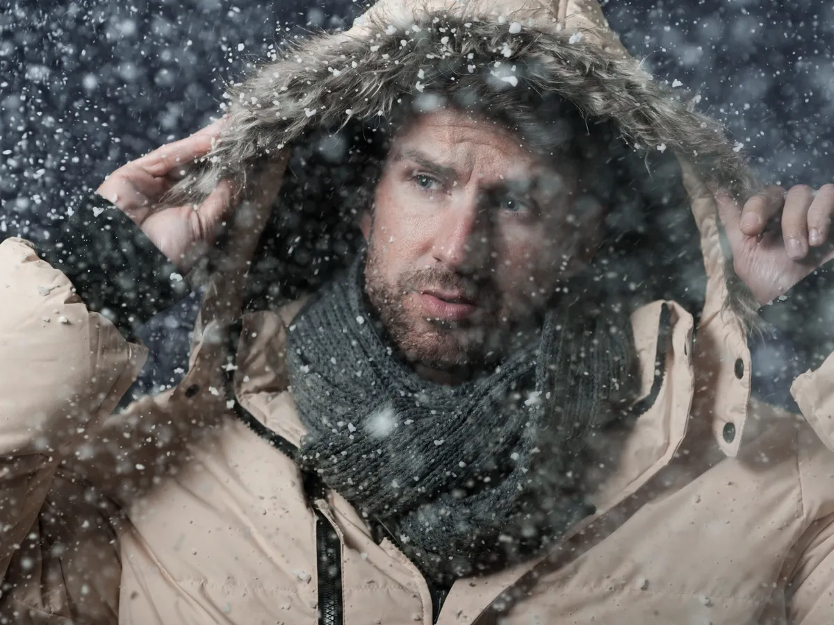 Pericol extrem la munte: viscol de cod roșu pe creste, vânt de peste 120 km/h