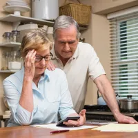 Care pensionari nu iau ajutorul de 400 lei la pensie în aprilie, deși au pensie sub 2.540 lei? Foto: Freepik (fotografie cu caracter ilustrativ)