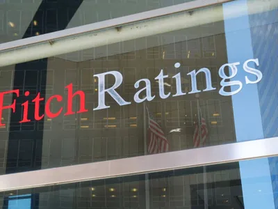 Fitch Ratings a upgradat ratingul a două bănci sistemice din România, de la negativ, la stabil - Foto: Profimedia Images