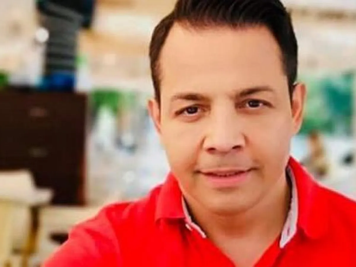 Jean de la Craiova era să rămână fără 20.000 de lei. Hackerii i-au escrocat și pe Gabriel Dorobanțu și Denisa de la Bambi Foto: Facebook