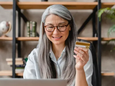 Pensiile nu vor mai ajunge pentru un trai decent. Românii, îndemnați să pună bani la ciorap. Avertisment dur