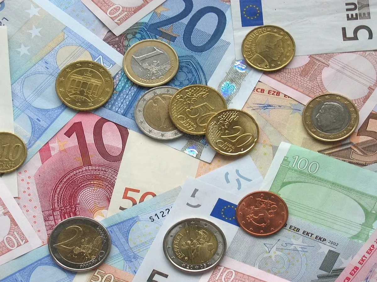 Bulgaria va trece la moneda euro din ianuarie 2024. România nu are nicio perspectivă în acest sens/FOTO: Pixabay