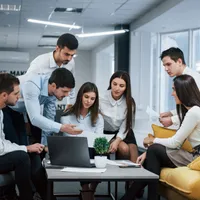 Ce locuri de muncă nu pot fi înlocuite de AI? Profesiile pentru care oamenii sunt indispensabili - Foto: Freepik.com