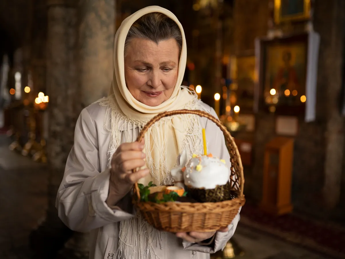 Leguma cu miros înțepător pe care trebuie să o ai în coșul de Paște. O duci la biserică cu ouă pentru sfințire