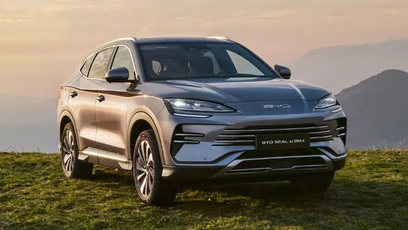 BYD SEAL U DM-i - Foto: BYD