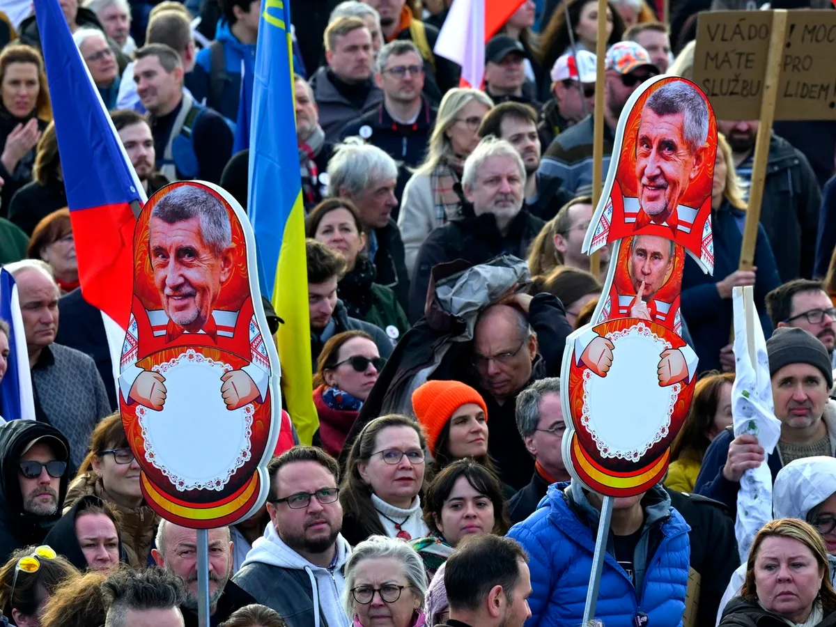 VIDEO Prostest uriaș, împotriva noului guvern ceh format din populiști, ultranaționaliști și eurosceptici