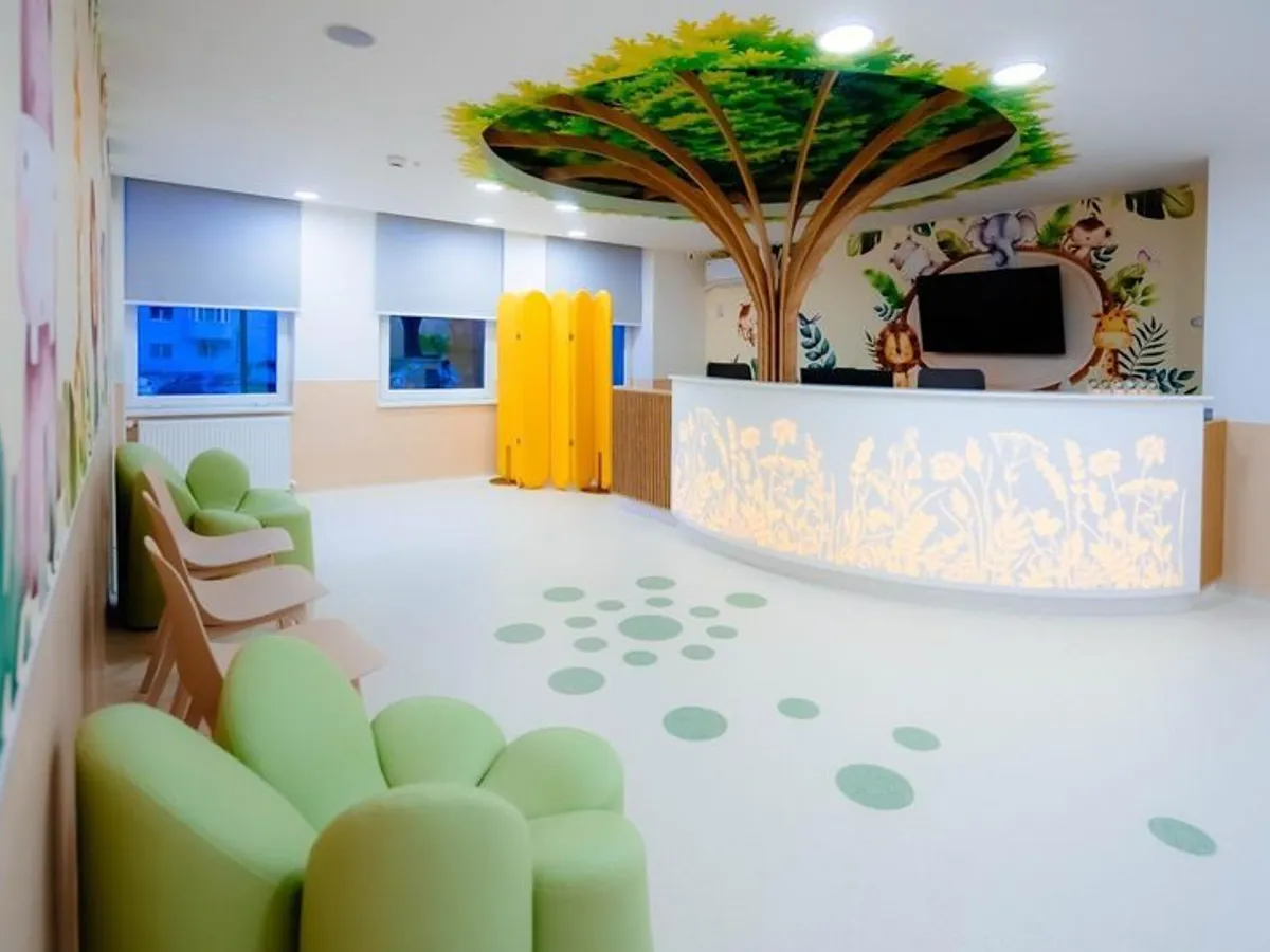 Un ONG a reabilitat și dotat Centrul de sănătate mintală pentru copii al Spitalului de Pediatrie Piteşti cu peste 500.000 € - Foto: Facebook / Alexandru Rogobete