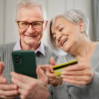 În ce județ a fost virată prima pensie recalculată pe card? Când intră banii la toți pensionarii? - Foto: Freepik