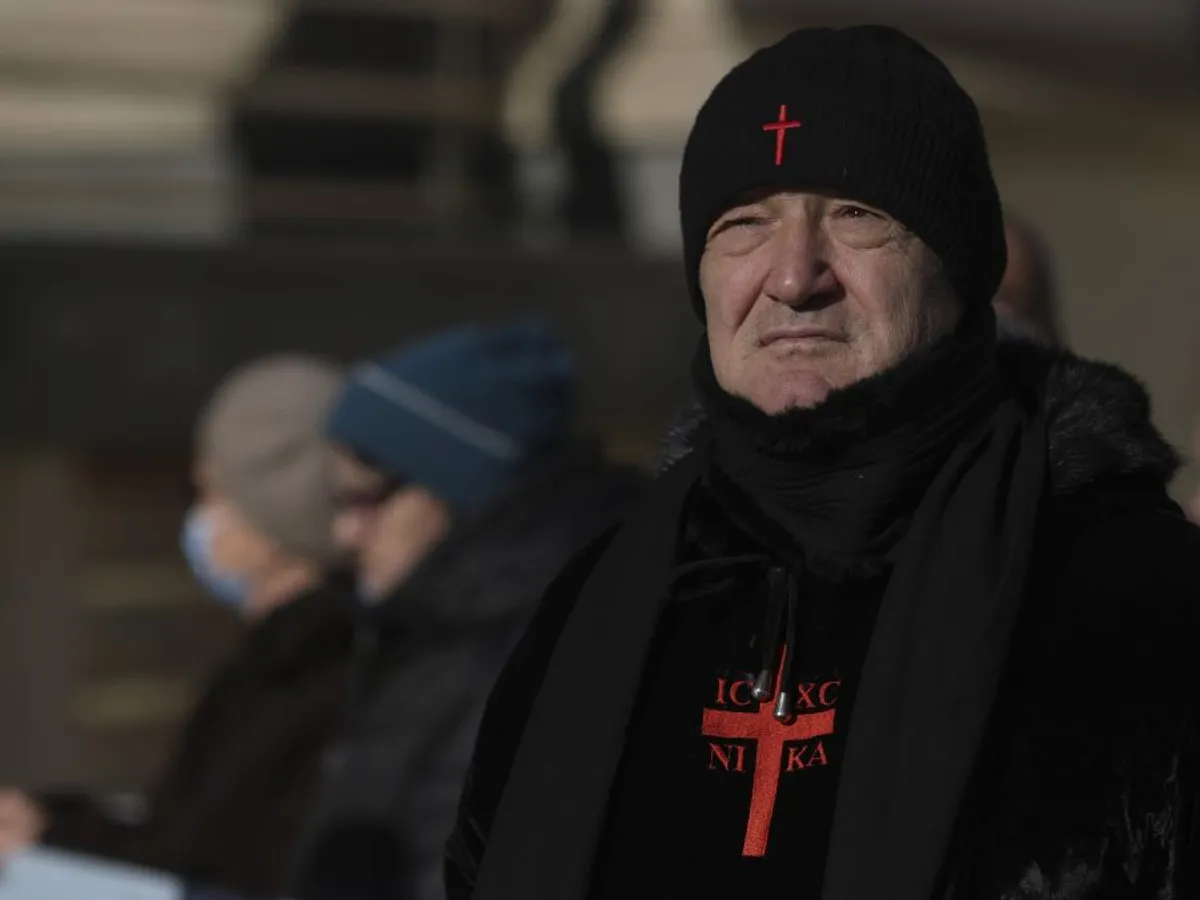 Gigi Becali, de Bobotează, la Catedrala Patriarhiei - Foto: INQUAM PHOTOS/Octav Ganea