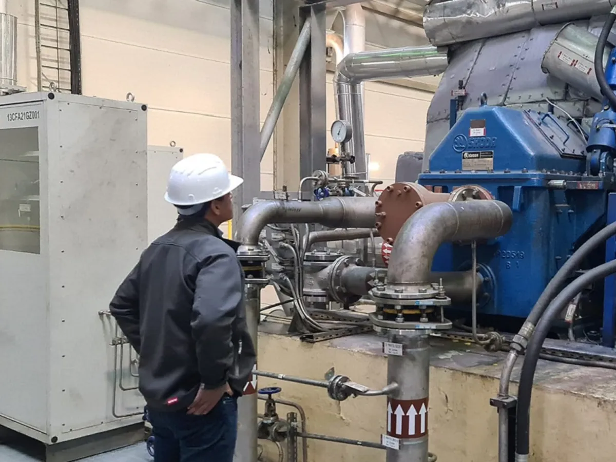 De ce bucureștenii nu au suficientă căldură? ELCEN: 2.000 tone de apă fierbinte se pierd în fiecare oră