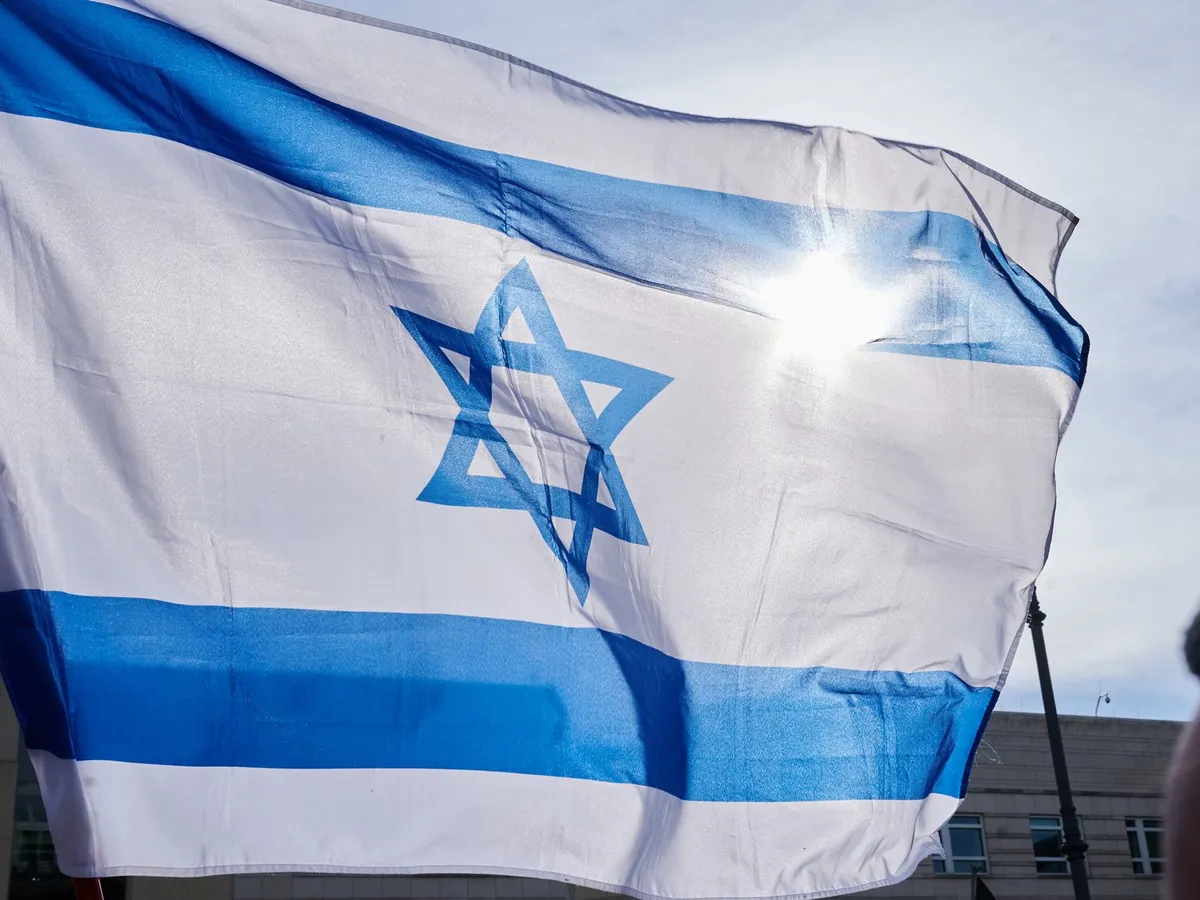 Bilanţul victimelor israeliene a ajuns la 350 de morţi. Atacurile persistă în satele din sudul ţării Foto: Profimedia Images