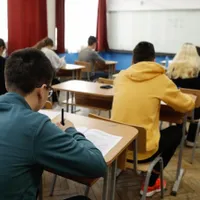 Profesor: Ce strategie trebuie să adopte elevii pentru a lua notă mare la examenele naționale - Foto: INQUAM PHOTOS / Octav Ganea