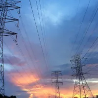 Plafonarea veniturilor excepţionale ale producătorilor de electricitate, respinsă de PE - Foto: Profimedia Images - Caracter ilustrativ