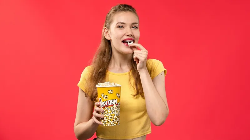 Cum poți folosi popcorn pe post de amortizor - Foto:Freepik/KamranAydinov (cu rol ilustrativ)