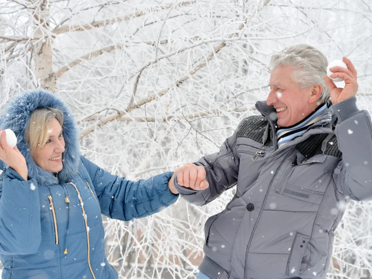 Pensionari iarna - Foto: Freepik (Imagine cu rol ilustrativ)
