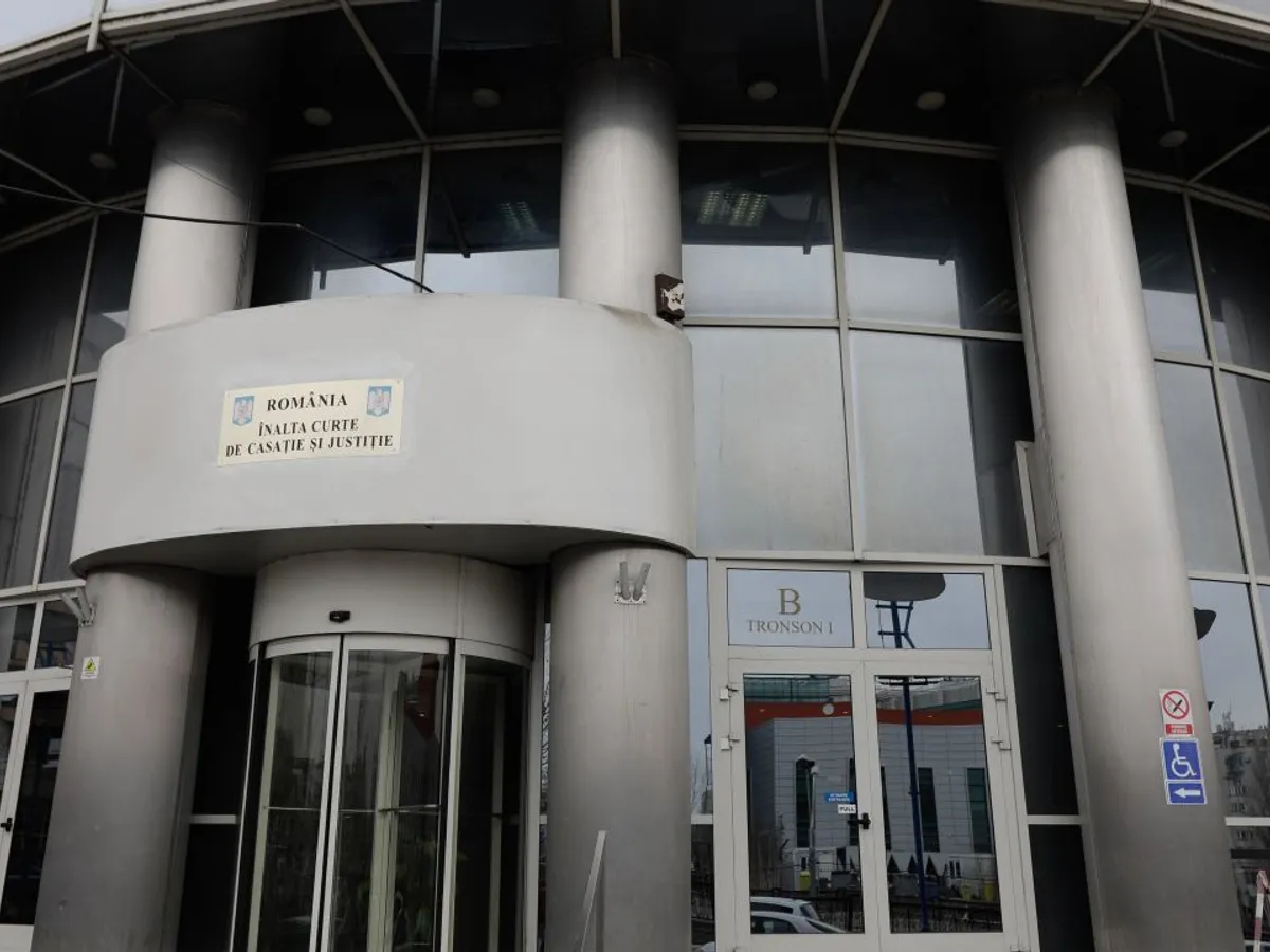 Decizie definitivă la ÎCCJ: Procurorul Bogdan Pârlog rămâne sancționat după criticile aduse Justiției