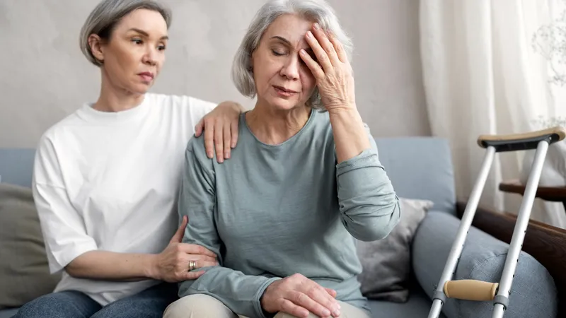 Cine sunt pensionarii care trebuie să restituie pensia socială și banii de pe cardul de alimente? - Foto: Freepik