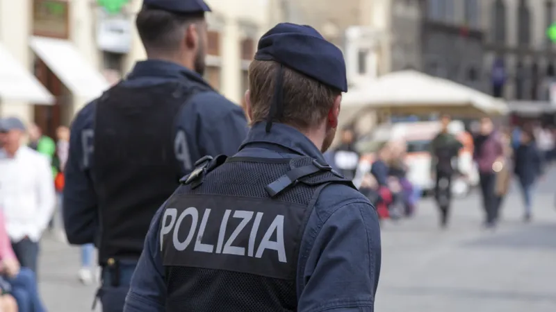 Român căutat de ani de zile de polițiști, a fost găsit și arestat după ce soția l-a dat de gol - Foto: Profiemdia / imagine rol ilustrativ