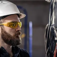 O nouă taxă, introdusă în factura de energie electrică. Intră în vigoare de la 1 octombrie - Foto: Freepik.com (rol ilustrativ)