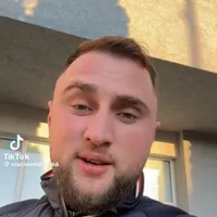 VIDEO Pacientă decedată în spitalul Suceava prezentată drept vie în sicriu de un consilier local AUR Foto: captură video TikTok