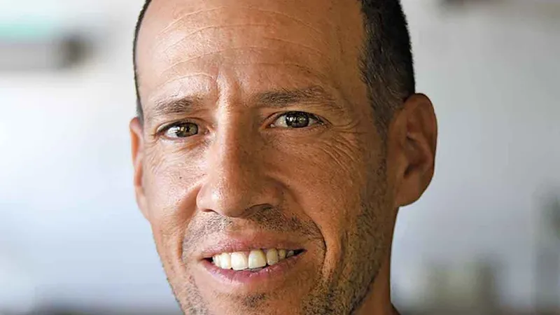Ghidul Hollander