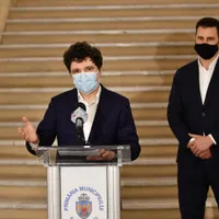 Nicuşor Dan vrea ca investiţiile în şcoli începute de municipalitate să fie preluate de primăriile de sector sau de CNI/FOTO: Facebook