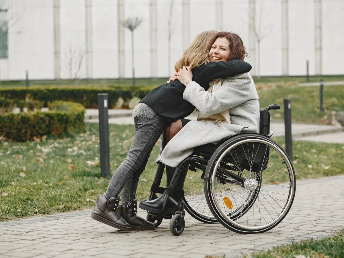 Voucher de 39.000 de lei pentru persoanele cu handicap. Cum primești banii și ce poți cumpăra - Foto: Freepik (Imagine cu rol ilustrativ)