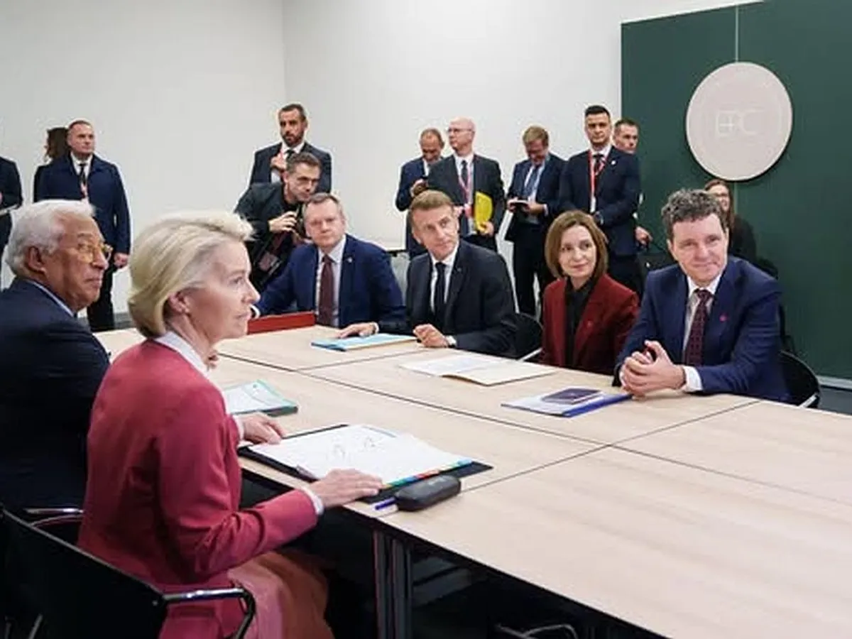 Nicuşor Dan şi Maia Sandu, la o masă rotundă cu liderii europeni - Foto: Facebook/Nicuşor Dan