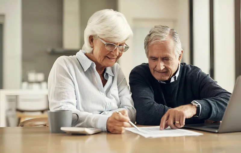 pensionari la pensie - Foto: Freepik