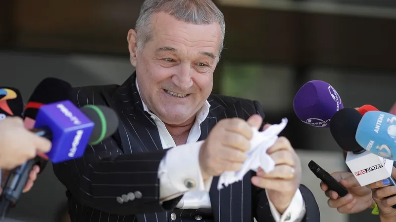 Gigi Becali știe sigur că FCSB va juca pe Arcul de Triumf Foto: INQUAM Photos/Octav Ganea