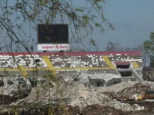 Vechiul stadion Rapid nu a fost demolat nici până acum. Foto Newsweek România