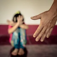 Parenting românesc făcut „cu palma”. Nr. copiilor abuzați fizic de părinți, cu 20% mai mare în 2024 - Foto: Profimedia images - Caracter ilustrativ