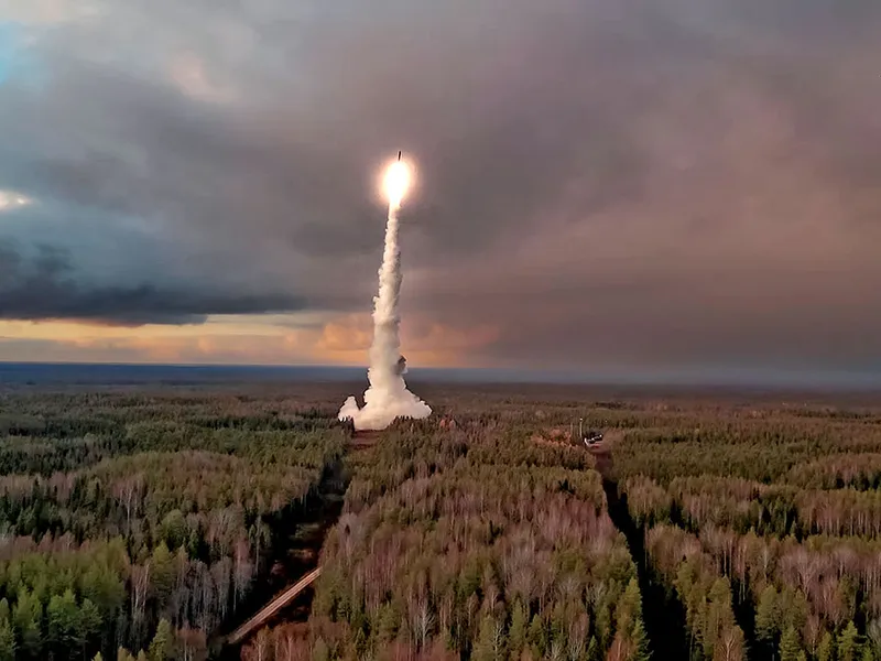 APĂRARE Un Iron Dome în SUA ar ajuta la protejarea de țări precum Rusia, care a testat o rachetă balistică intercontinentală Yars în octombrie 2024.