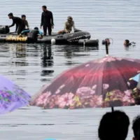Un selfie a ucis șapte turiști în Indonezia: barca în care erau s-a răsturnat/FOTO: 7news.com.au