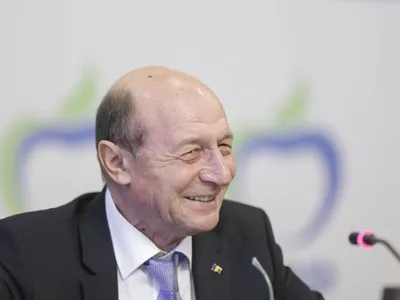 Traian Băsescu deschide lista PMP la europarlamentare. Foto Inquam Photos/Octav Ganea