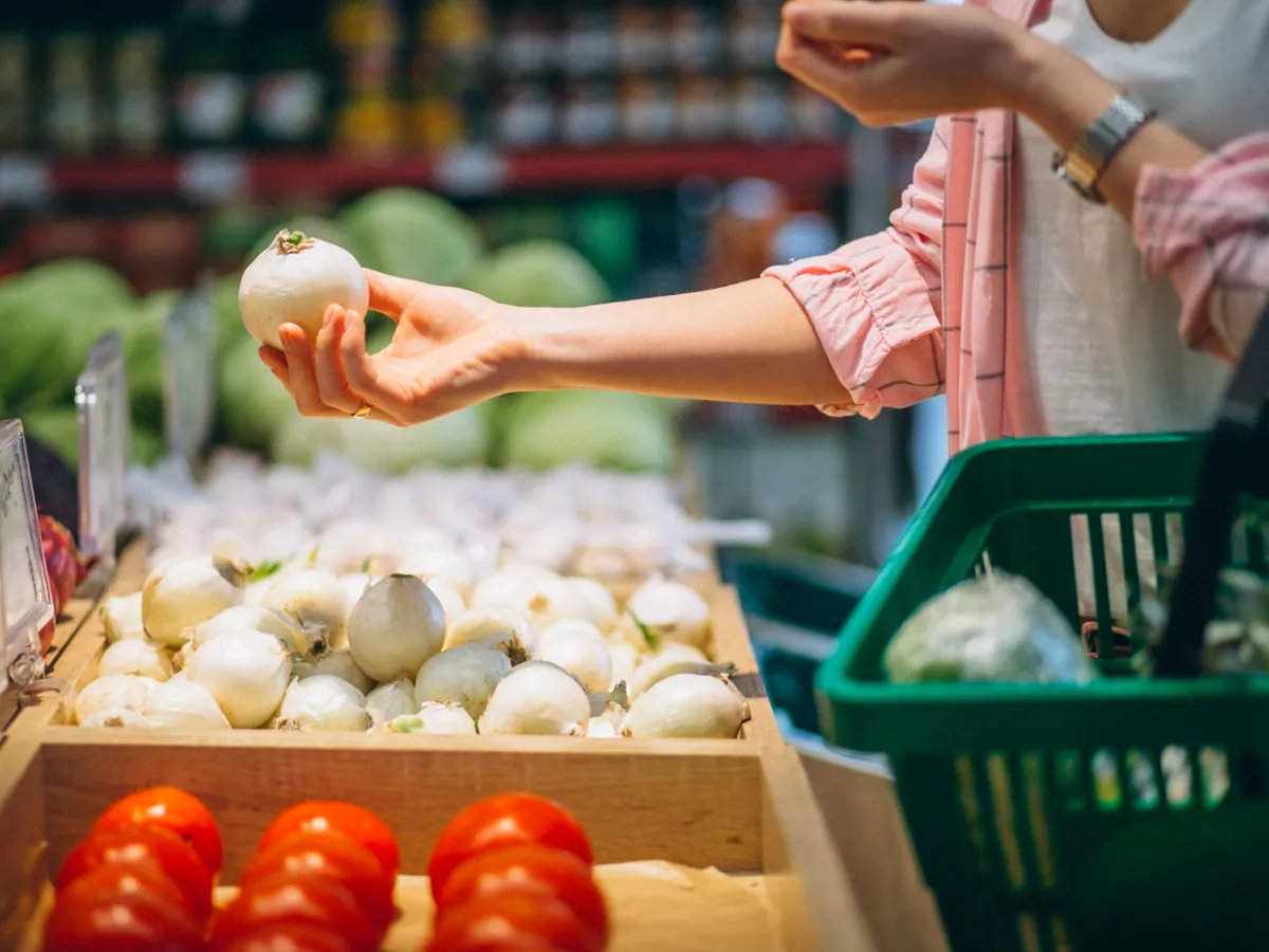 Nebunia ingineriei genetice. UE dorește să își relaxeze regulile pentru produsele modificate genetic