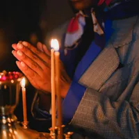 Cum să te rogi de Sfântul Andrei, pe 30 noiembrie, ca să atragi noroc, sănătate și fericire în viață: FOTO - Pexels(imagine cu rol ilustrativ)