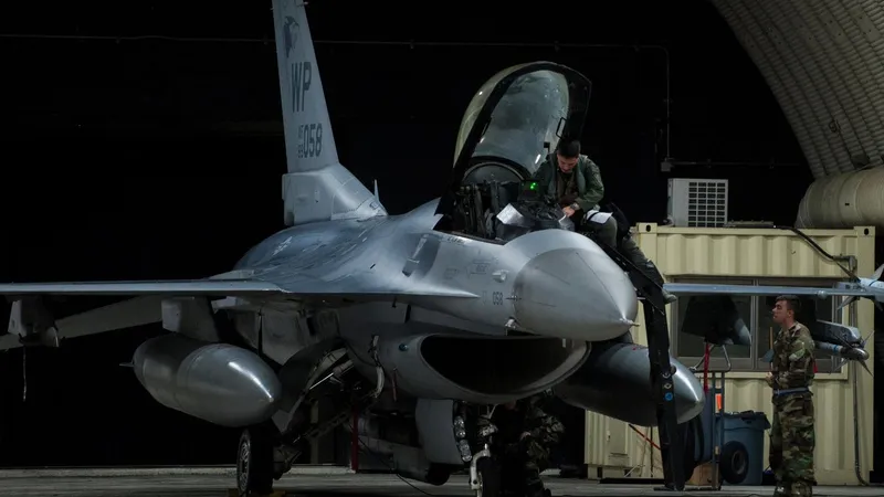 10 piloți ucraineni de F-16, pregătiți să deschidă urgia frontului. Anunțul care cutremură Kremlinul - Foto: Profimedia images - Caracter ilustrativ
