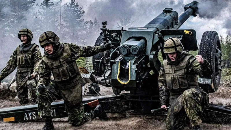 Alertă iminentă de război. Europa, lăsată singură în fața Rusiei. SUA își retrag sprijinul militar - Foto: Facebook/NATO - Caracter ilustrativ