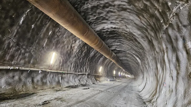 Lotul autostrăzii Sibiu-Pitești cu primul tunel de autostradă din țară, la 42%. Gata în 2027? - Foto: Facebook/Cristian Pistol