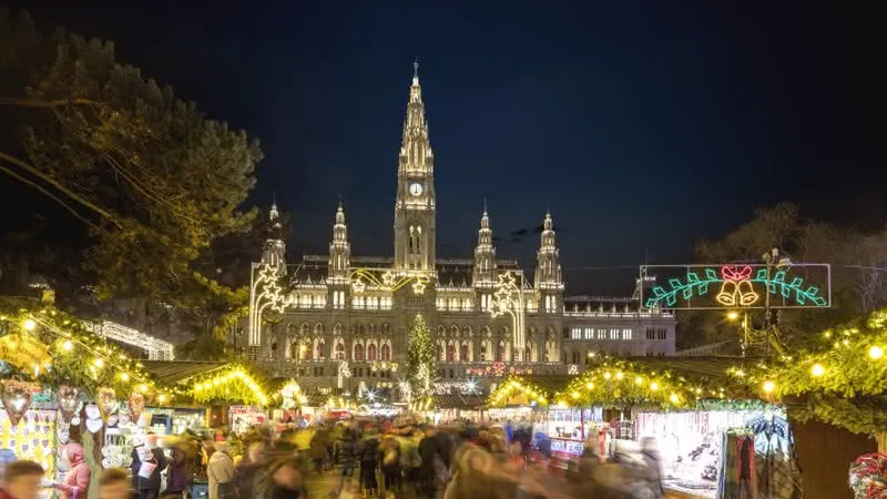 Târgul de Crăciun de la Viena din anii trecuți. Sursa foto: wien.info