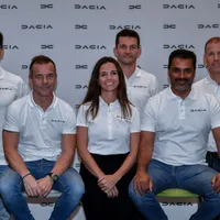 Dacia vrea să scrie istorie în Raliul Dakar: Nasser Al-Attiyah, Sébastien Loeb, Cristina Herrero - Foto: Dacia