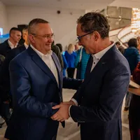 Nicolae Ciucă: diferența între mine și alții e că eu mă pot duce să pun capul liniștit pe pernă - Foto: FB
